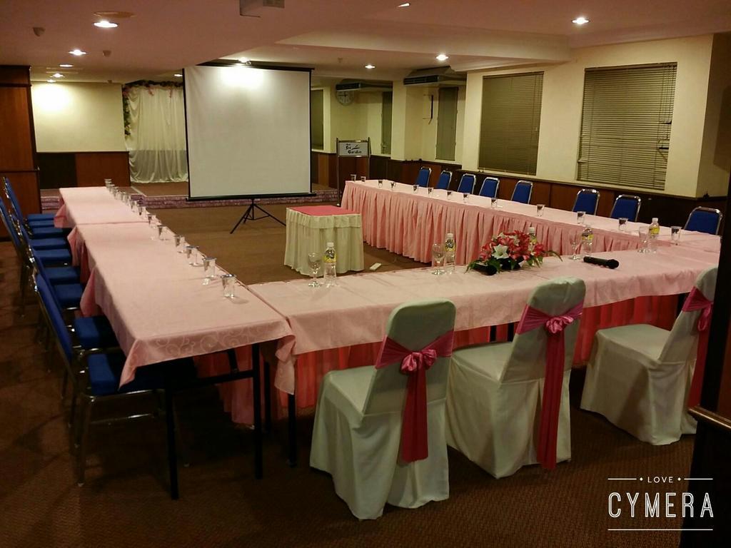 Hotel Sri Garden Sdn. Bhd. Kangar Exterior foto